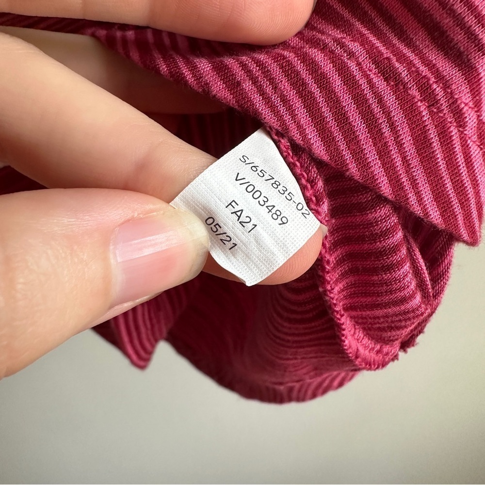 Athleta Pink Red Striped Long Sleeve Top M - Picture 6 of 10